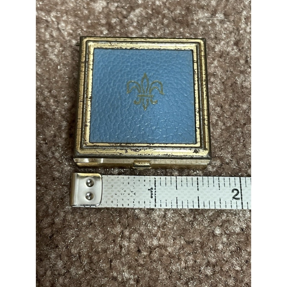 Vintage Fleur de Lis 1960'S‎ Square Metal Brass Hinged Pill Box Compact Blue Lid